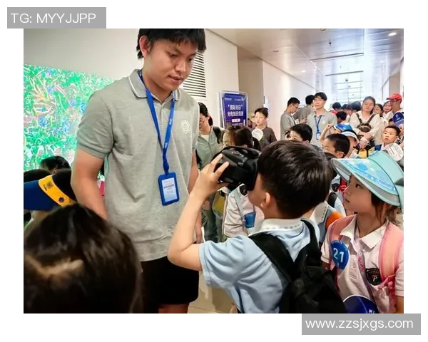 飞盘之路：杨静如何在深度对话中展现人生哲学与运动热情